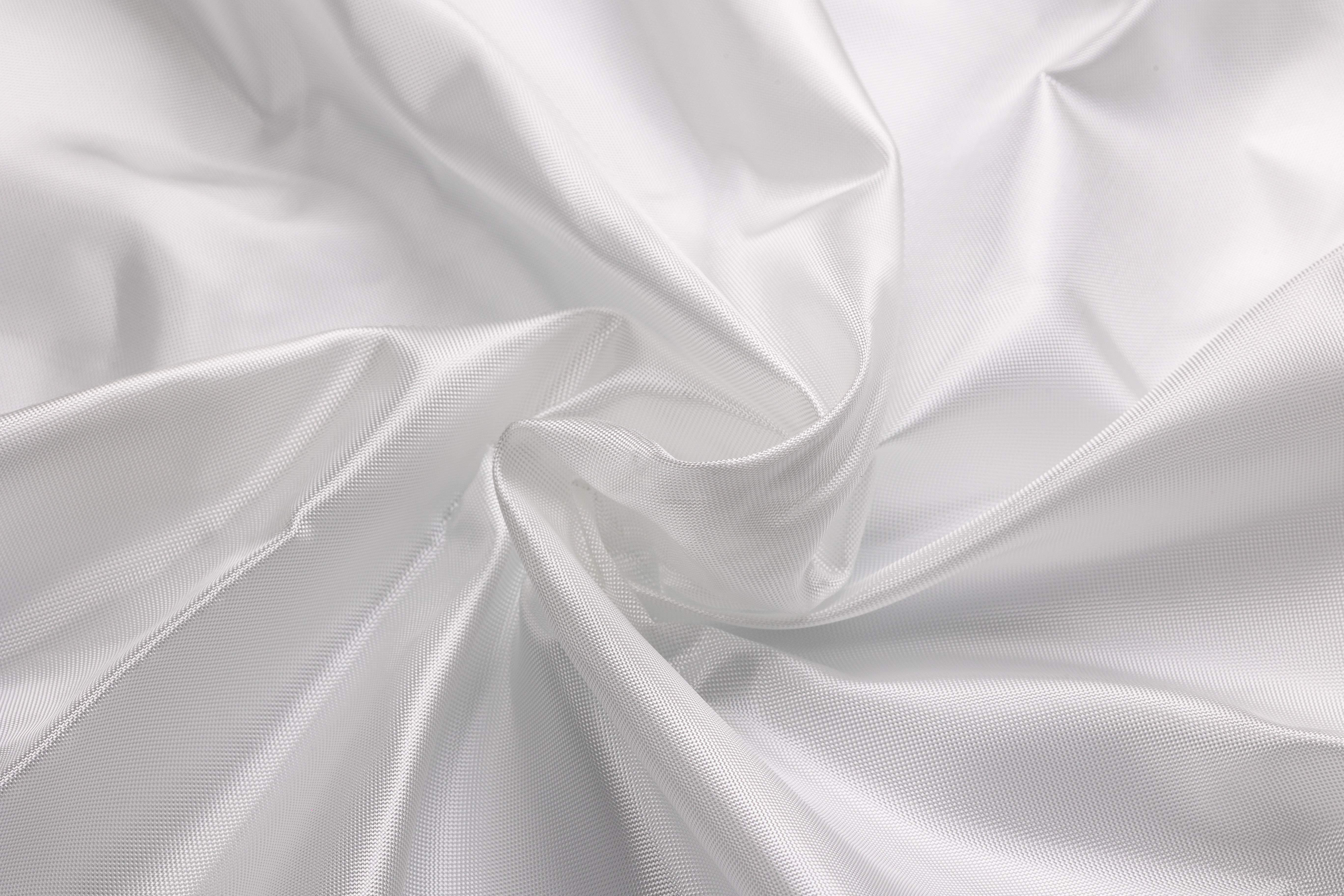 Fiberglas Mat ve Fiberglas Kumaş: Farklılıklar, Performans ve Doğru Malzeme Nasıl Se&ccedil;ilir